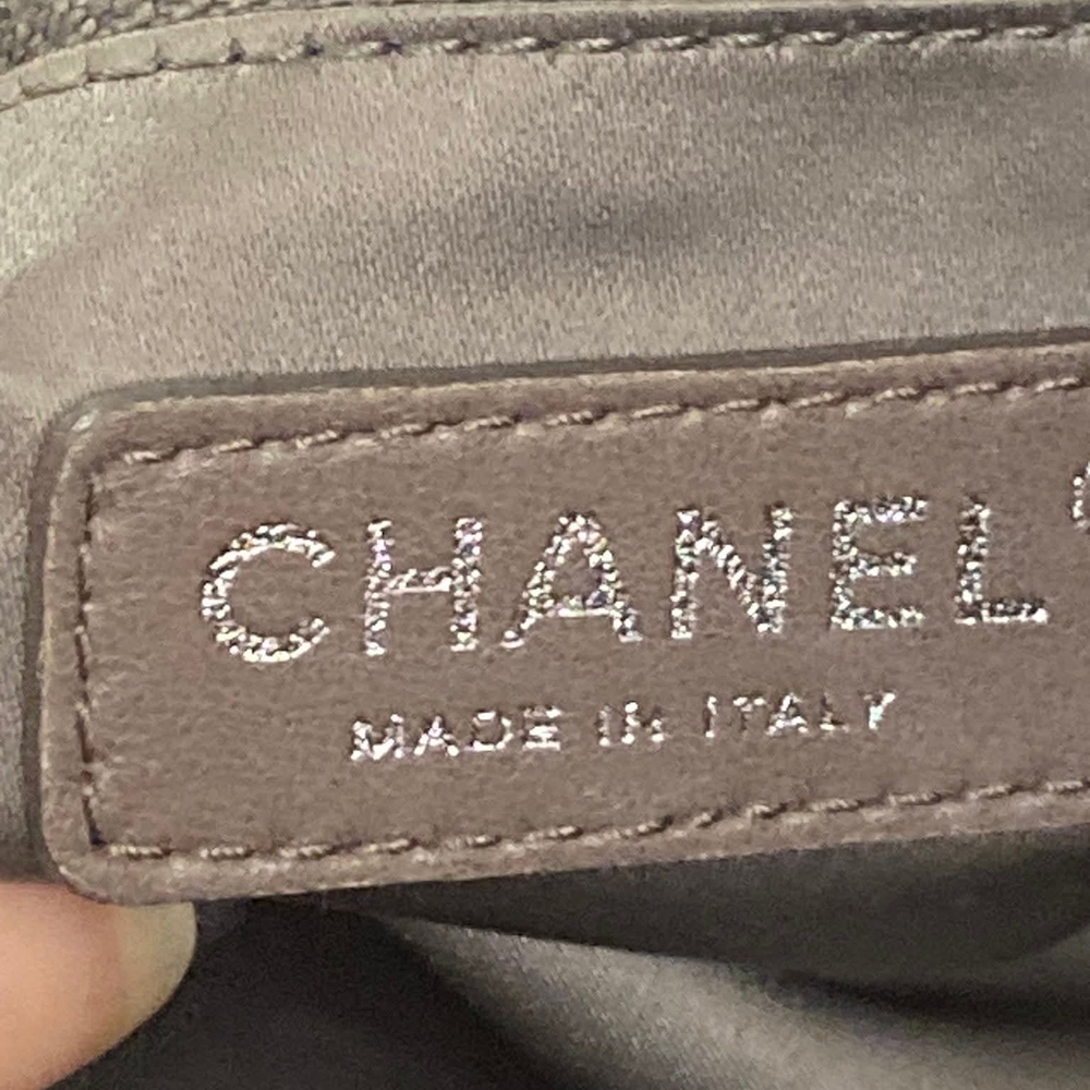 Chanel Black Quilted Leather Chain Bag - Picture 15 of 15